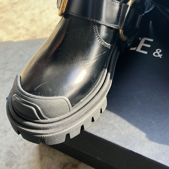 Dolce & Gabbana Boots - Picture 4 of 11